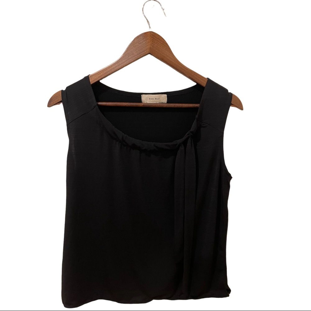 Sleeveless top